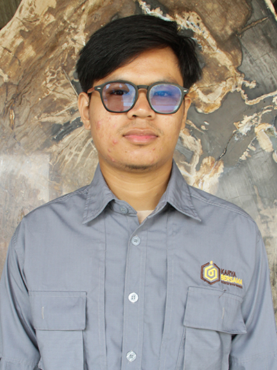 REFA FARHAN SHIBAB